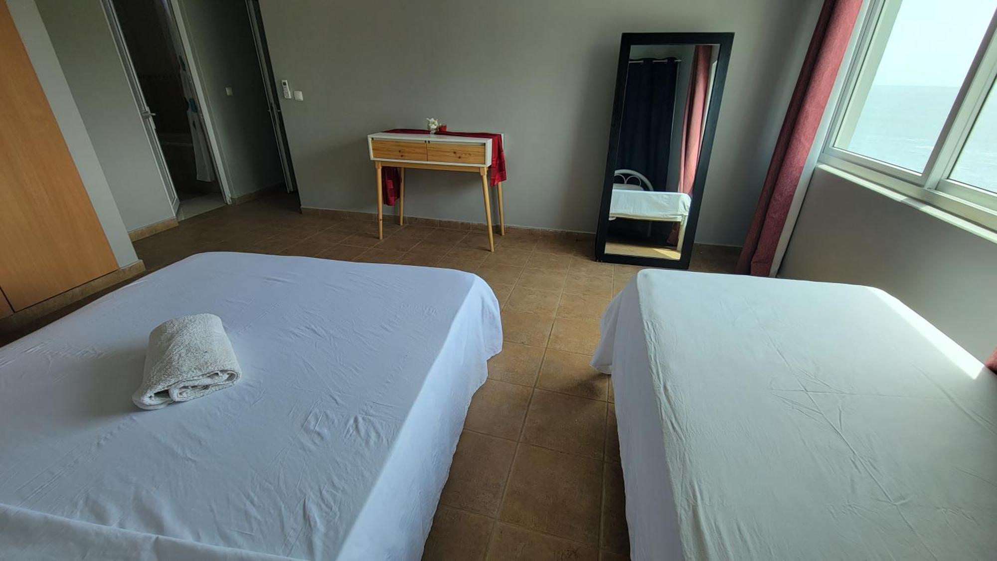 Maresia Guest House Прая Екстериор снимка