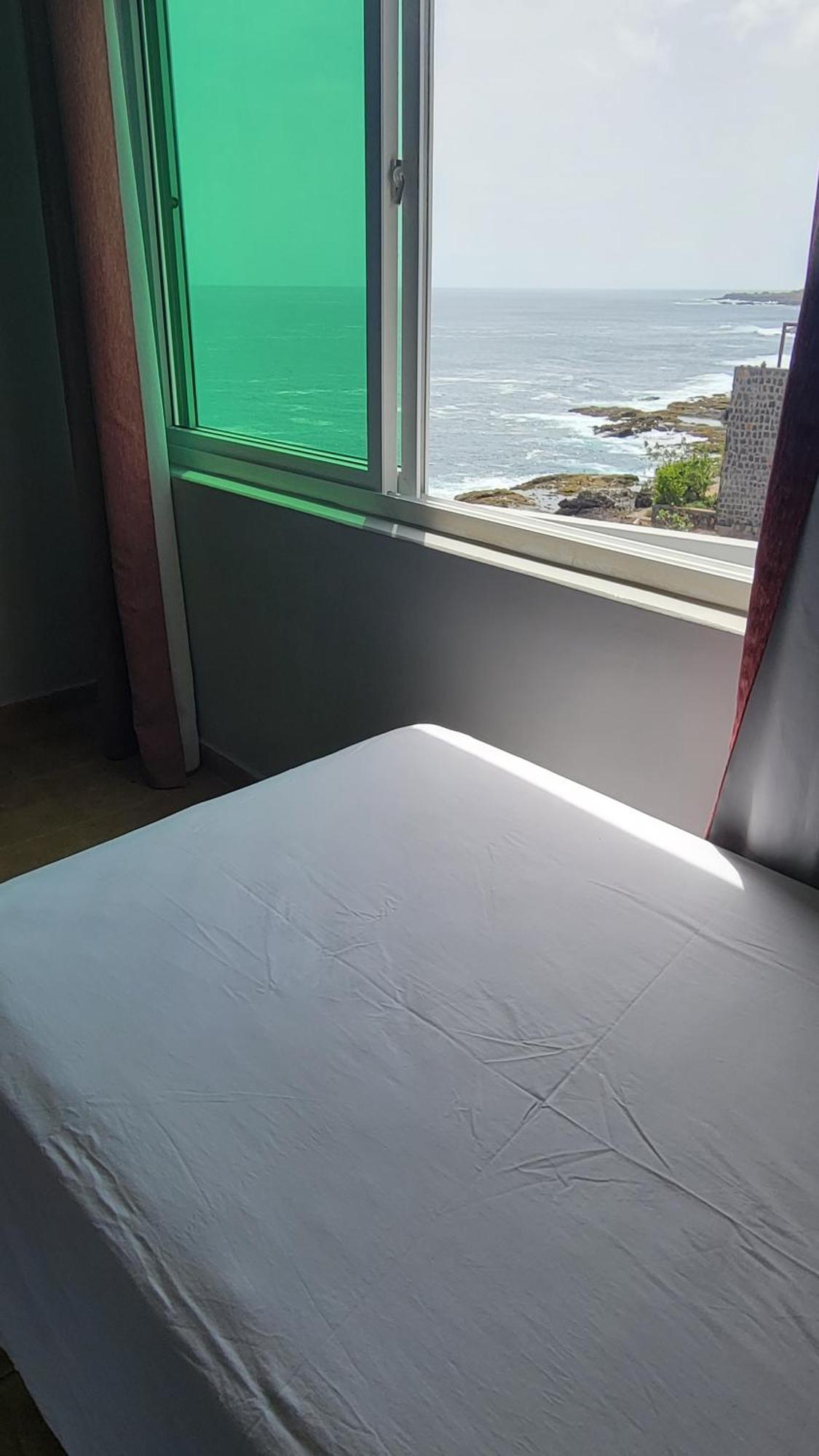 Maresia Guest House Прая Екстериор снимка