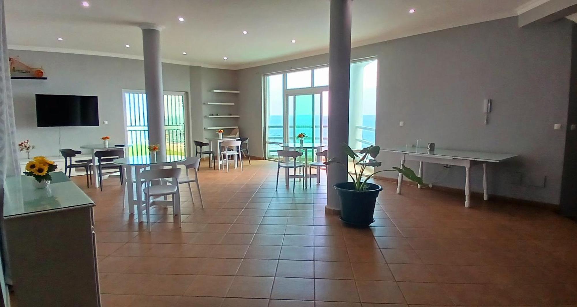 Maresia Guest House Прая Екстериор снимка