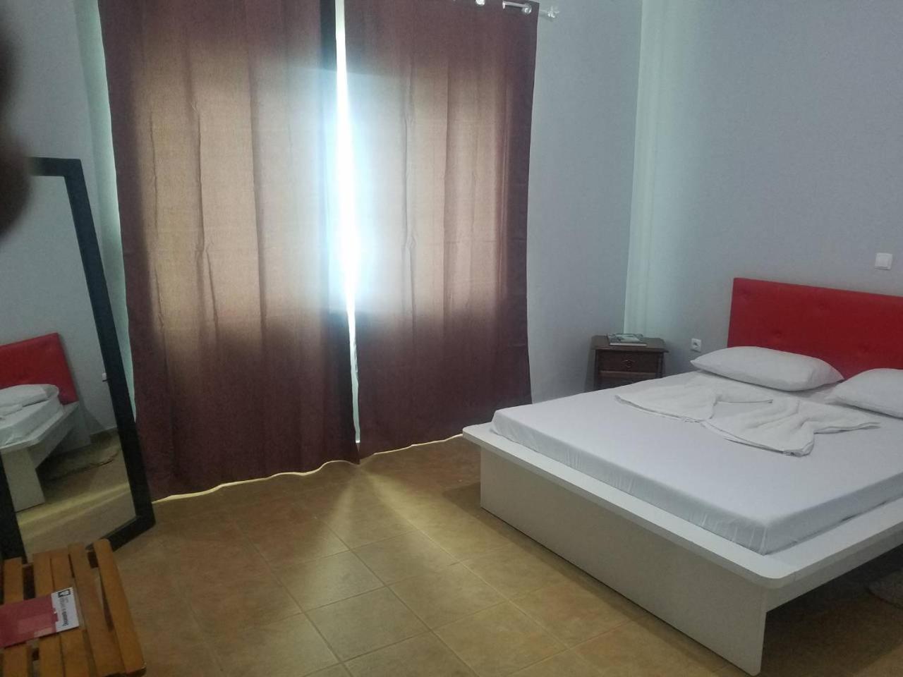 Maresia Guest House Прая Екстериор снимка